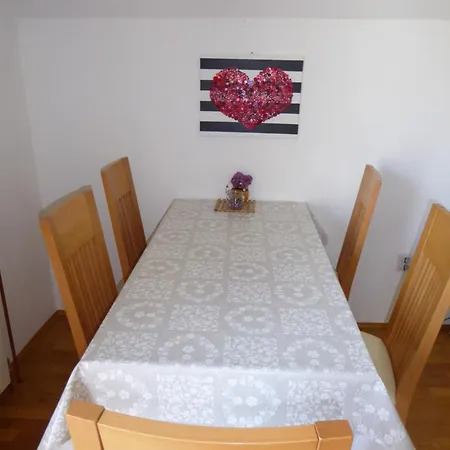 Apartamento Tina